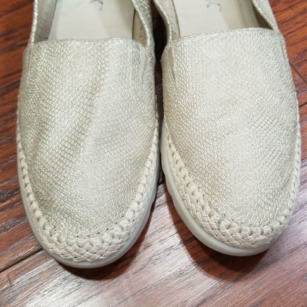 The Flexx Flat Slip Ons - Picture 7 of 8